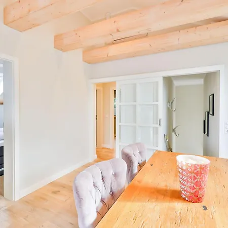 Weitblick Mit Grossem Balkon, Sauna, Kaminofen *