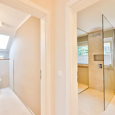 Weitblick Mit Grossem Balkon, Sauna, Kaminofen דירה