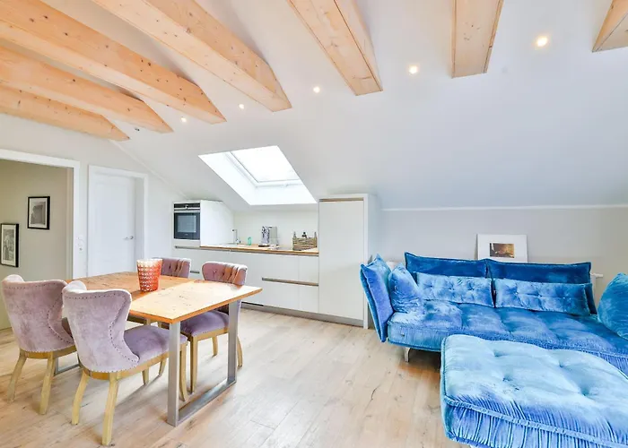 Weitblick Mit Grossem Balkon, Sauna, Kaminofen Apartament